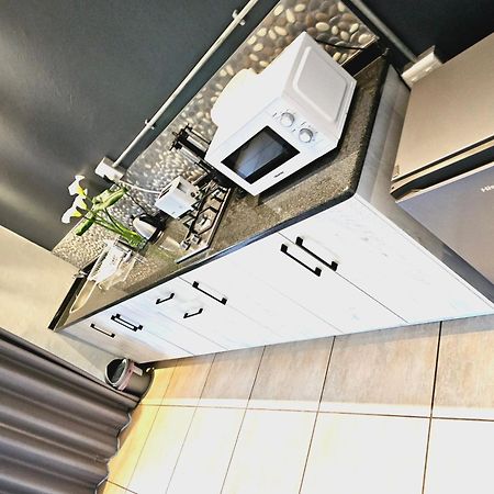 Highveld Splendour Boutique Bed And Breakfast แอร์เมอโล ภายนอก รูปภาพ