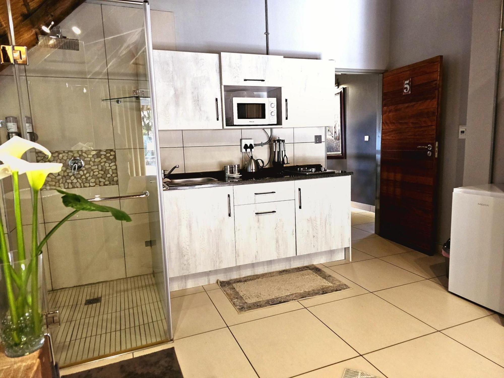 Highveld Splendour Boutique Bed And Breakfast แอร์เมอโล ภายนอก รูปภาพ