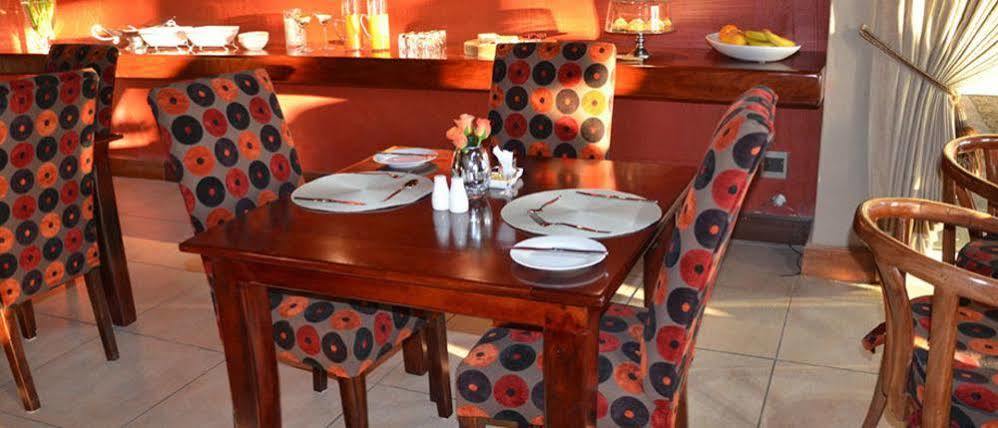 Highveld Splendour Boutique Bed And Breakfast แอร์เมอโล ภายนอก รูปภาพ