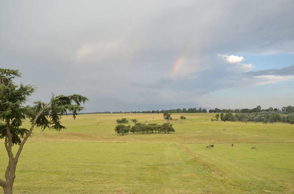 Highveld Splendour Boutique Bed And Breakfast แอร์เมอโล ภายนอก รูปภาพ