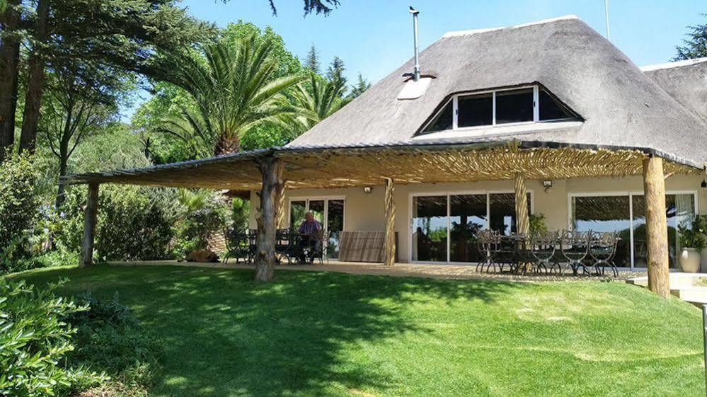Highveld Splendour Boutique Bed And Breakfast แอร์เมอโล ภายนอก รูปภาพ