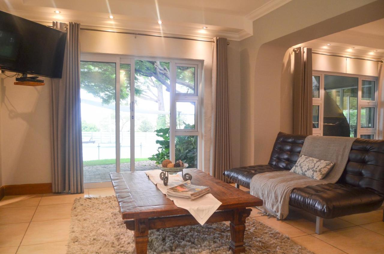 Highveld Splendour Boutique Bed And Breakfast แอร์เมอโล ภายนอก รูปภาพ